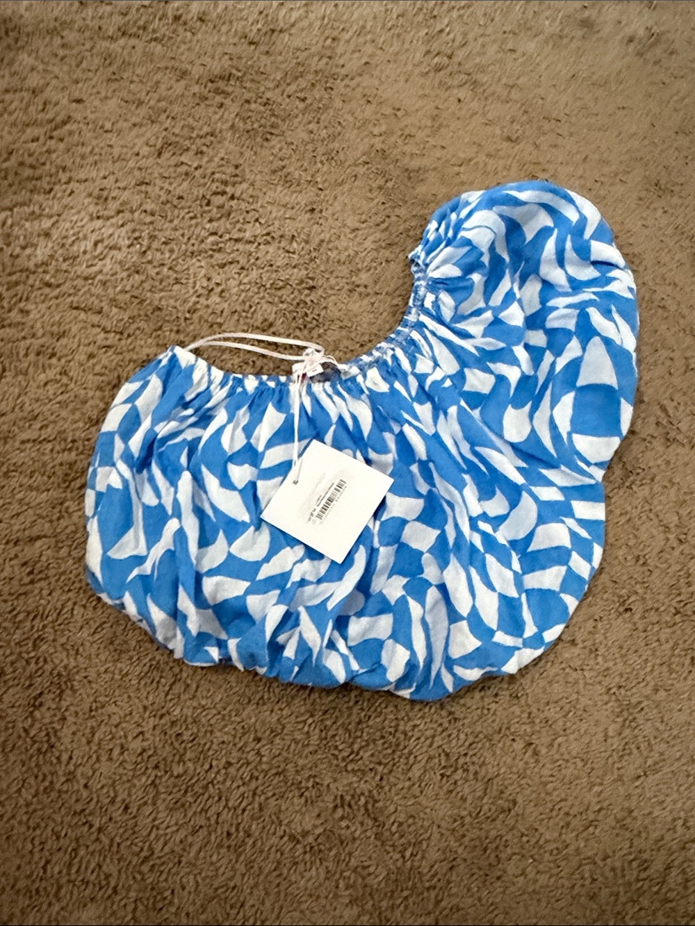 Size XS NWT one shoulder top